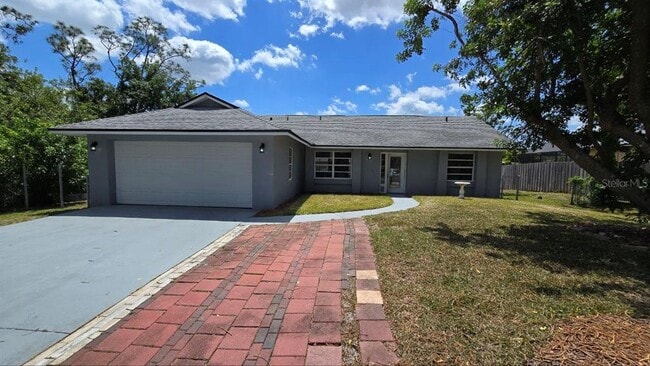 property at 34 Emerson Dr NW