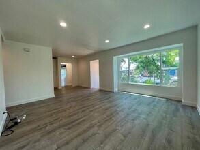 5960 Amarillo Ave in La Mesa, CA - Building Photo - Building Photo