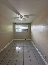 5797 Flagler St in Hollywood, FL - Foto de edificio - Building Photo