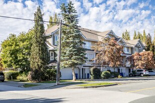 Pacific Court in Langley, BC - Building Photo