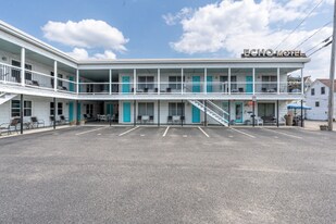 8 Traynor St in Old Orchard Beach, ME - Building Photo