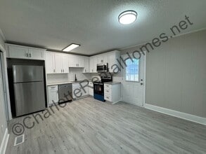 303 Turner St in Monroe, NC - Building Photo - Building Photo