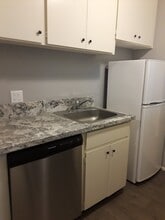 2955 Lakeside Dr in Reno, NV - Building Photo - Building Photo