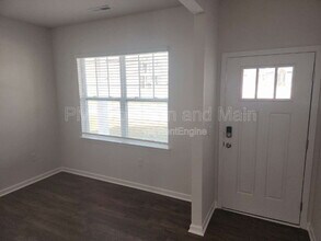 92 Queen Vly Wy in Waynesville, NC - Building Photo - Building Photo