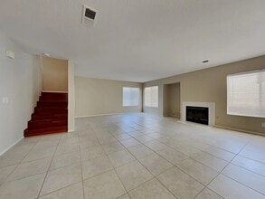 38645 Annette Ave in Palmdale, CA - Building Photo - Building Photo