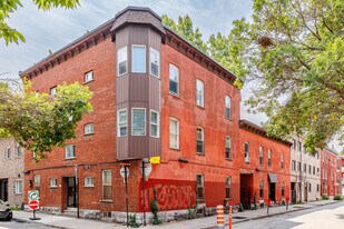 4214 Langevin Rue in Montréal, QC - Building Photo