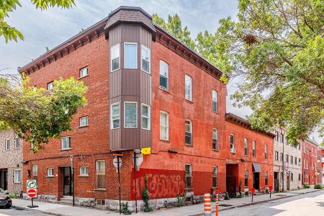 4214 Langevin Rue