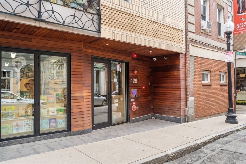 126 Salem St in Boston, MA - Building Photo