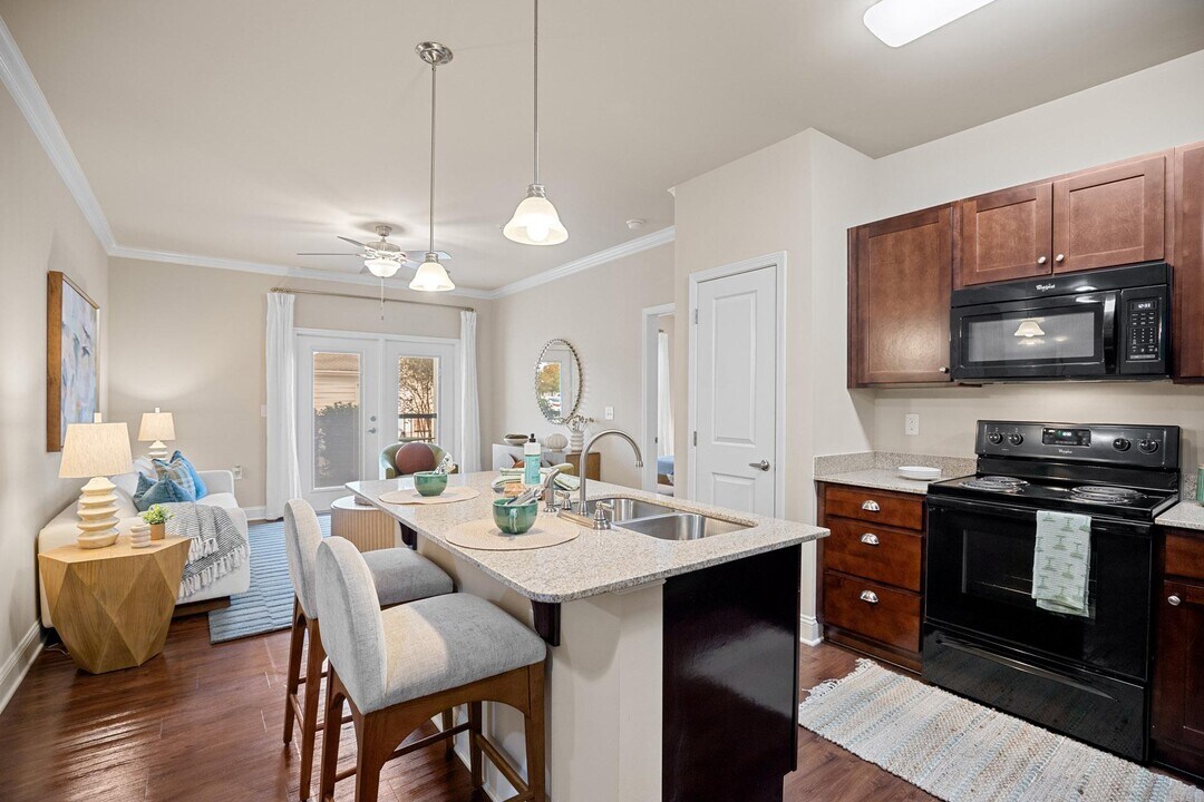 Amelia Station in Clayton, NC - Building Photo