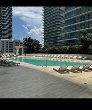 1100 S Miami Ave, Unit 302 in Miami, FL - Building Photo - Building Photo