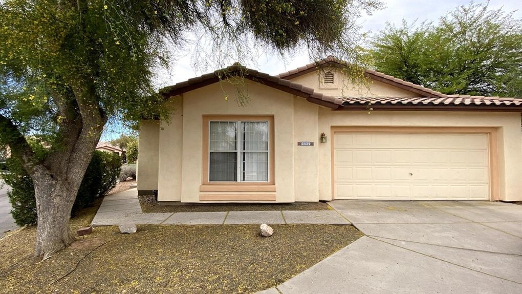 3434 W Desert Bend Loop in Tucson, AZ - Building Photo