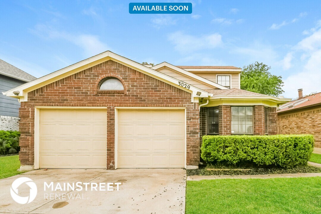 3029 Rustlewind Ln in Grand Prairie, TX - Building Photo