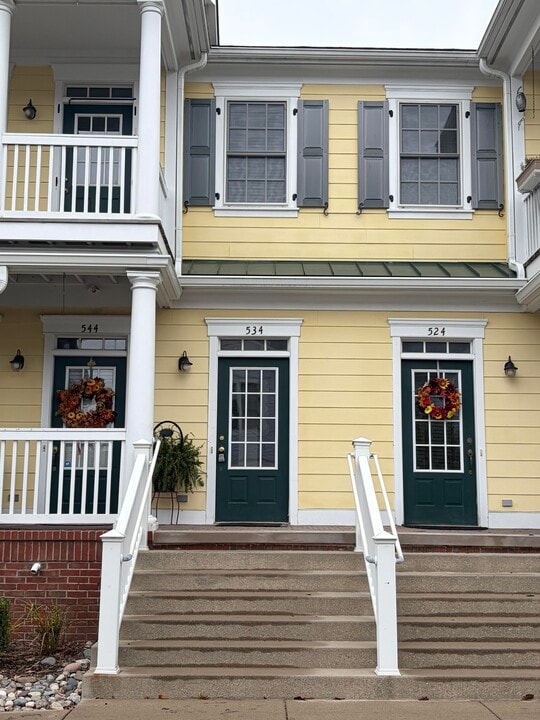 534 Constitution St in Canton, MI - Building Photo