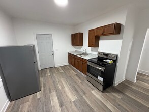 622-622 N 23rd St in St. Joseph, MO - Foto de edificio - Building Photo