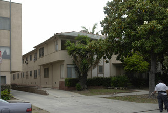 1819 N Normandie Ave in Los Angeles, CA - Building Photo - Building Photo