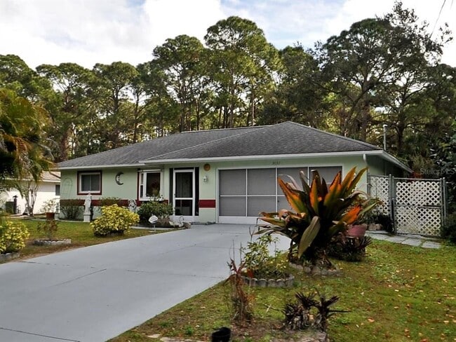 property at 3632 Annapolis Terrace