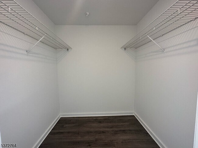 1 Carriage City Plz in Rahway, NJ - Building Photo - Building Photo