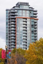 1151 Sunset Dr in Kelowna, BC - Building Photo - Building Photo