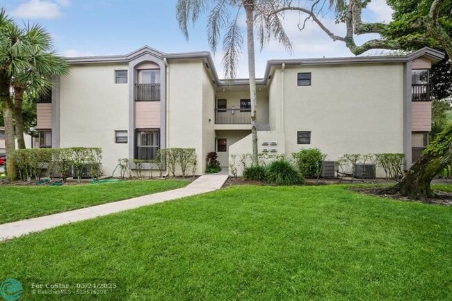 property at 4485 Carambola Cir N