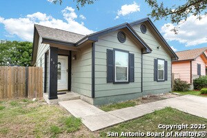 807 Inks Farm in San Antonio, TX - Building Photo - Building Photo