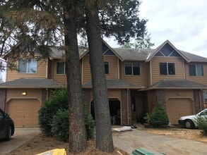1119 Maple St, Unit 1137 Maple St in Vernonia, OR - Building Photo - Building Photo