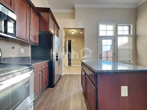 7965 River Mist Dr in Memphis, TN - Foto de edificio - Building Photo