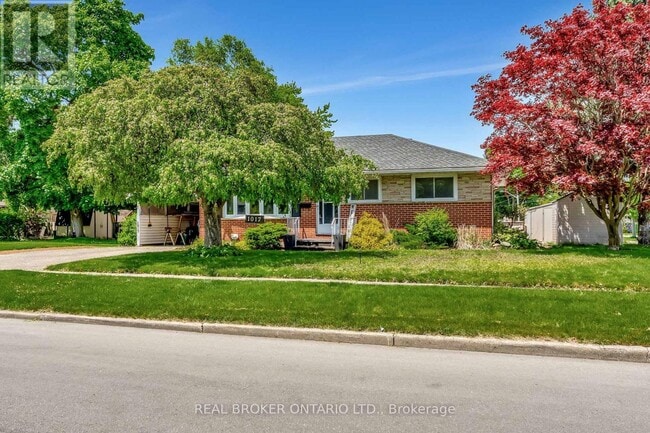 property at 1017 Braeside St
