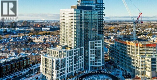 225 Malta Ave. in Brampton, ON - Building Photo - Building Photo