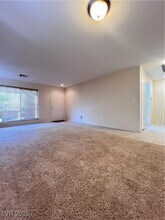 10791 Silver Lace Ln in Las Vegas, NV - Building Photo - Building Photo