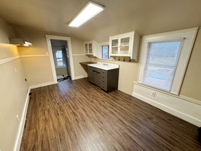 1425 Quintana Rd in San Antonio, TX - Building Photo - Building Photo