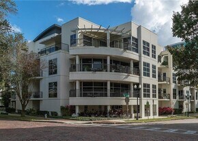 1 S Eola Dr in Orlando, FL - Building Photo