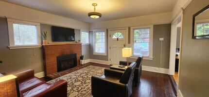 2415 J St in Eureka, CA - Building Photo - Building Photo