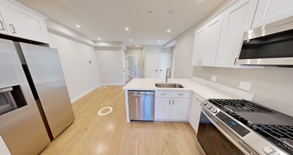 164 Allston St, Unit 3 in Boston, MA - Foto de edificio - Building Photo