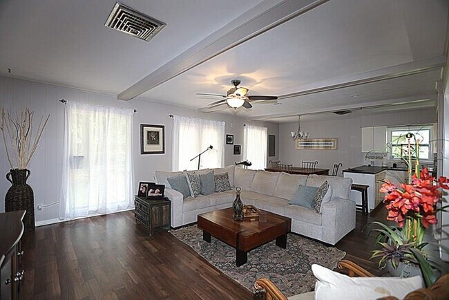 955 Althea Dr in Houston, TX - Building Photo - Building Photo