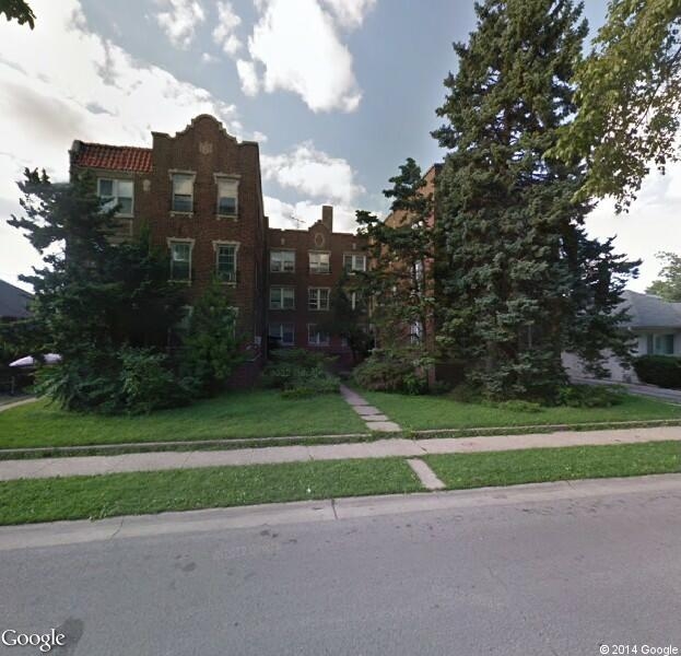 128 E Quincy St in Riverside, IL - Foto de edificio