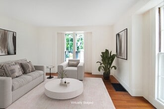 110 Webster St in Newton, MA - Building Photo - Building Photo