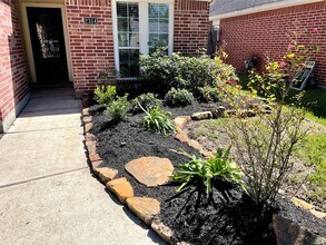 2314 Colonial Springs Ln in Spring, TX - Foto de edificio - Building Photo