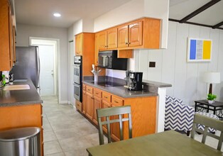 611 Balboa Dr in Universal City, TX - Building Photo - Building Photo