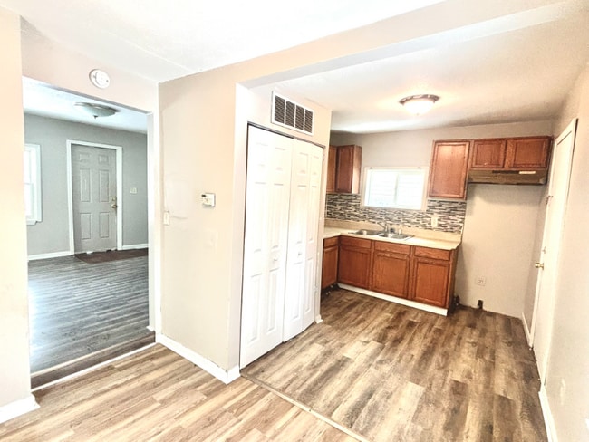 1763 Giant St in Toledo, OH - Building Photo - Building Photo