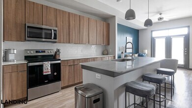 3875 Burnham, Unit 6113 in Kyle, TX - Building Photo - Building Photo