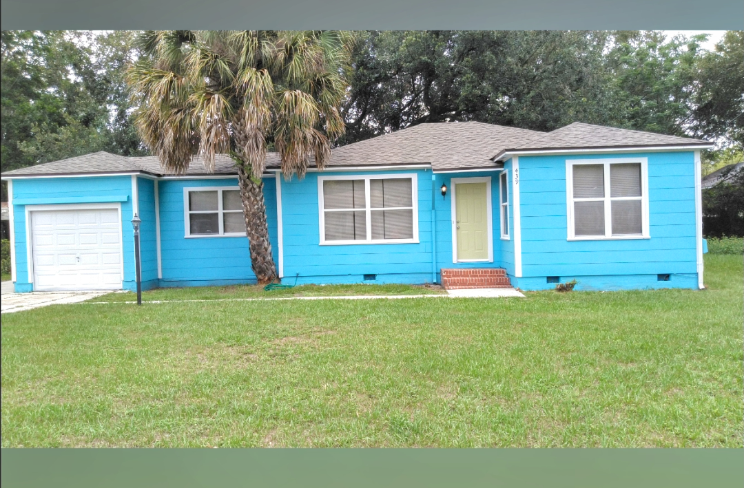 439 Avenue A NE in Winter Haven, FL - Building Photo