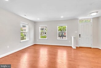 617 S Cherry Grove Ave in Annapolis, MD - Building Photo - Building Photo