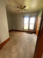 103 Elmwood St in Waterloo, IA - Building Photo - Building Photo