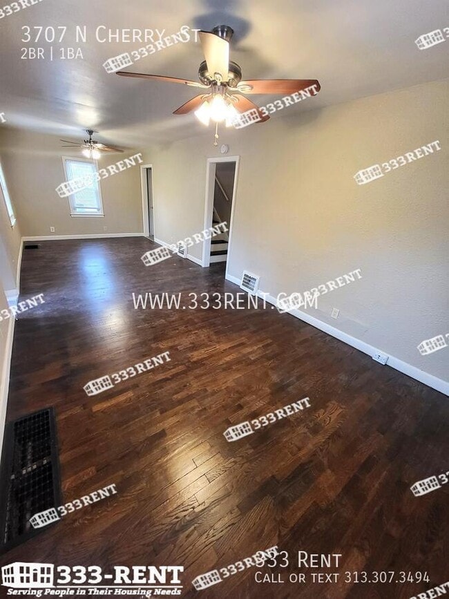 3707 N Cherry St in Kansas City, MO - Building Photo - Building Photo