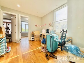 115 Park Ave, Unit 3A in Brooklyn, NY - Building Photo - Building Photo