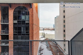 148 1st St, Unit SI FL7-ID1984 in Jersey City, NJ - Foto de edificio - Building Photo