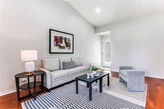 6315 Campbell Rd in Dallas, TX - Building Photo - Building Photo