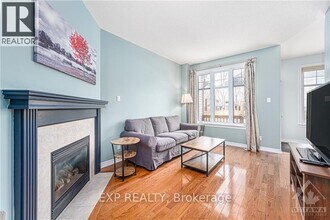 4163 Kelly Farm Dr in Ottawa, ON - Building Photo - Building Photo