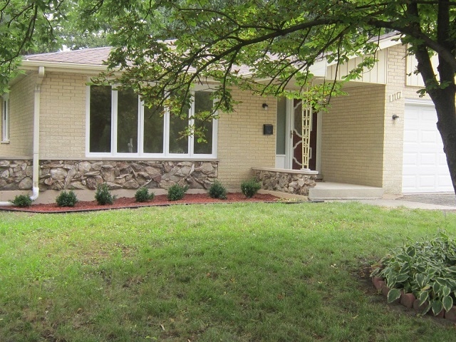 1117 Ogden Ave in Western Springs, IL - Building Photo - Building Photo