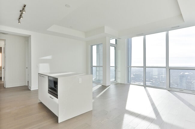 property at 1 Yorkville Ave